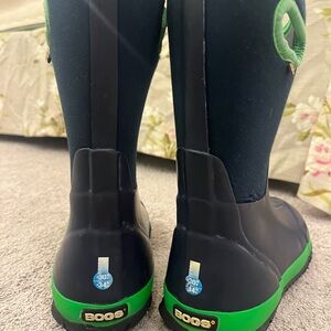 BOGS Waterproof Boots Navy warm for upto -30F size 6 big boys